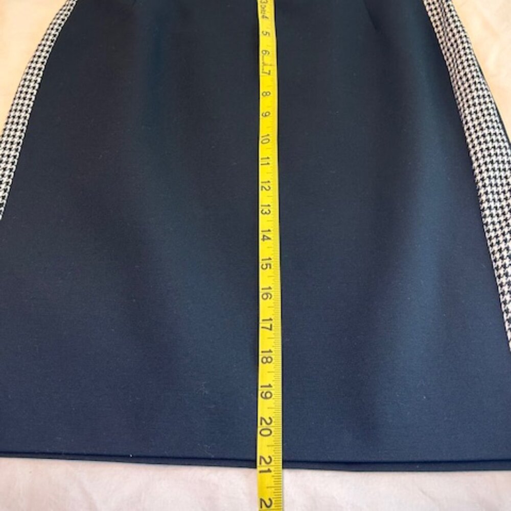 Escada Sport Black Pencil Skirt w Herringbone Side Trim *See Measurements* Small - Picture 8 of 13